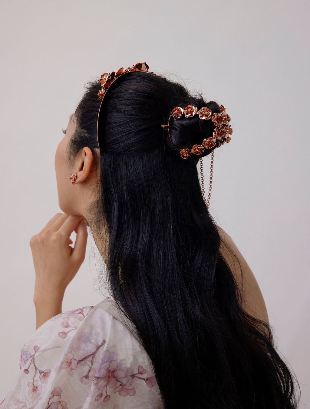 FIELD OF ROSES BUN CAGE Bun & Pony Epona Valley