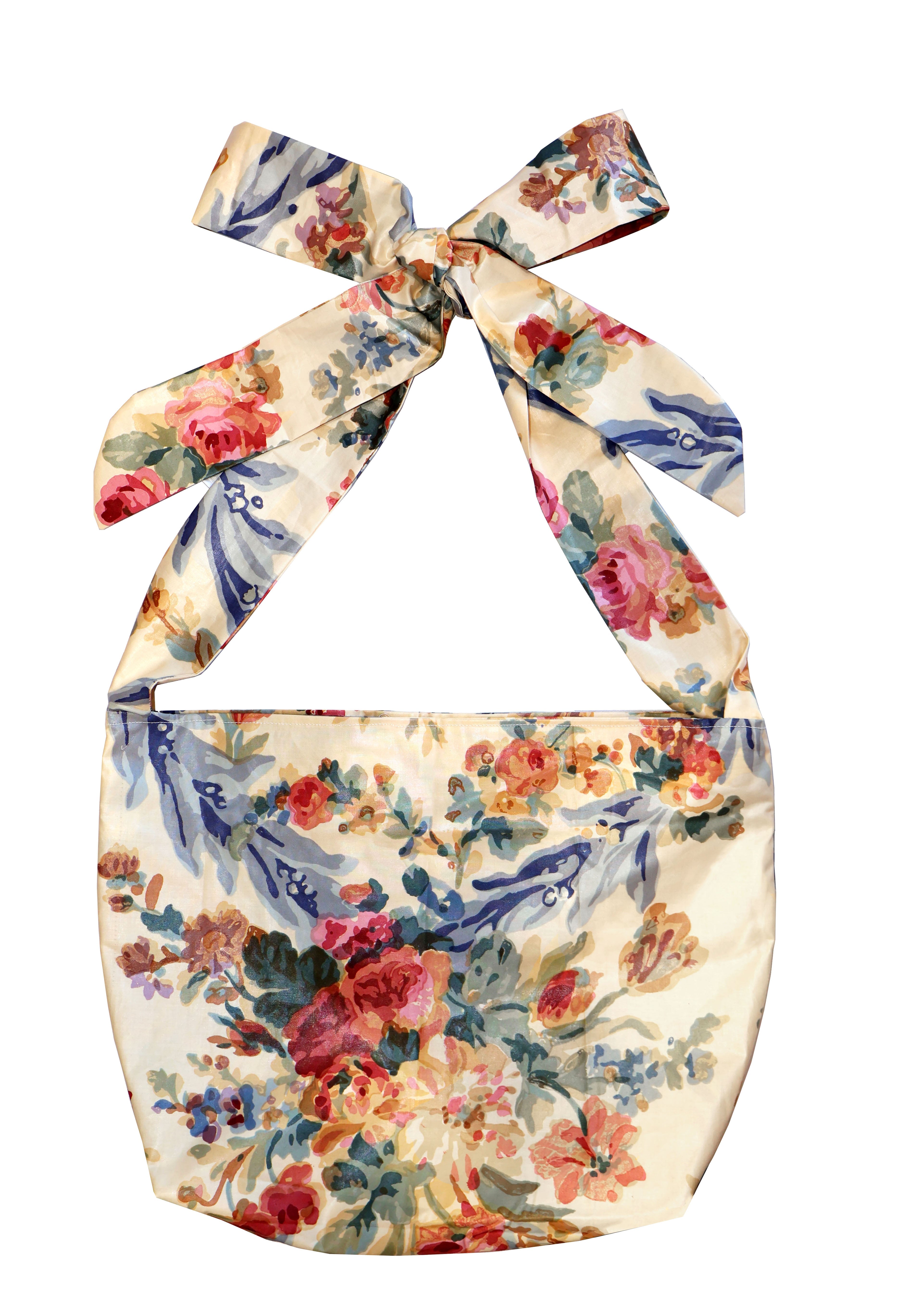 CHATEAU SILK TOTE BAG Epona Valley