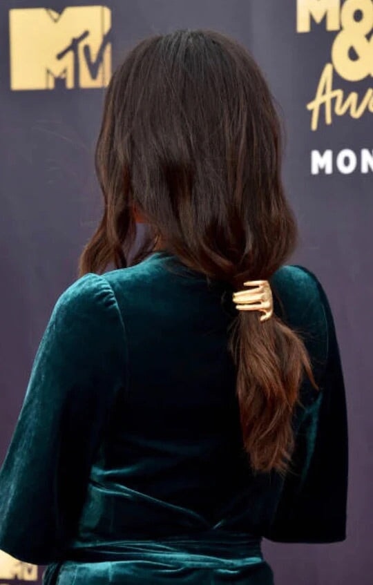 LE HAND BARRETTE Clips & Barrettes Epona Valley