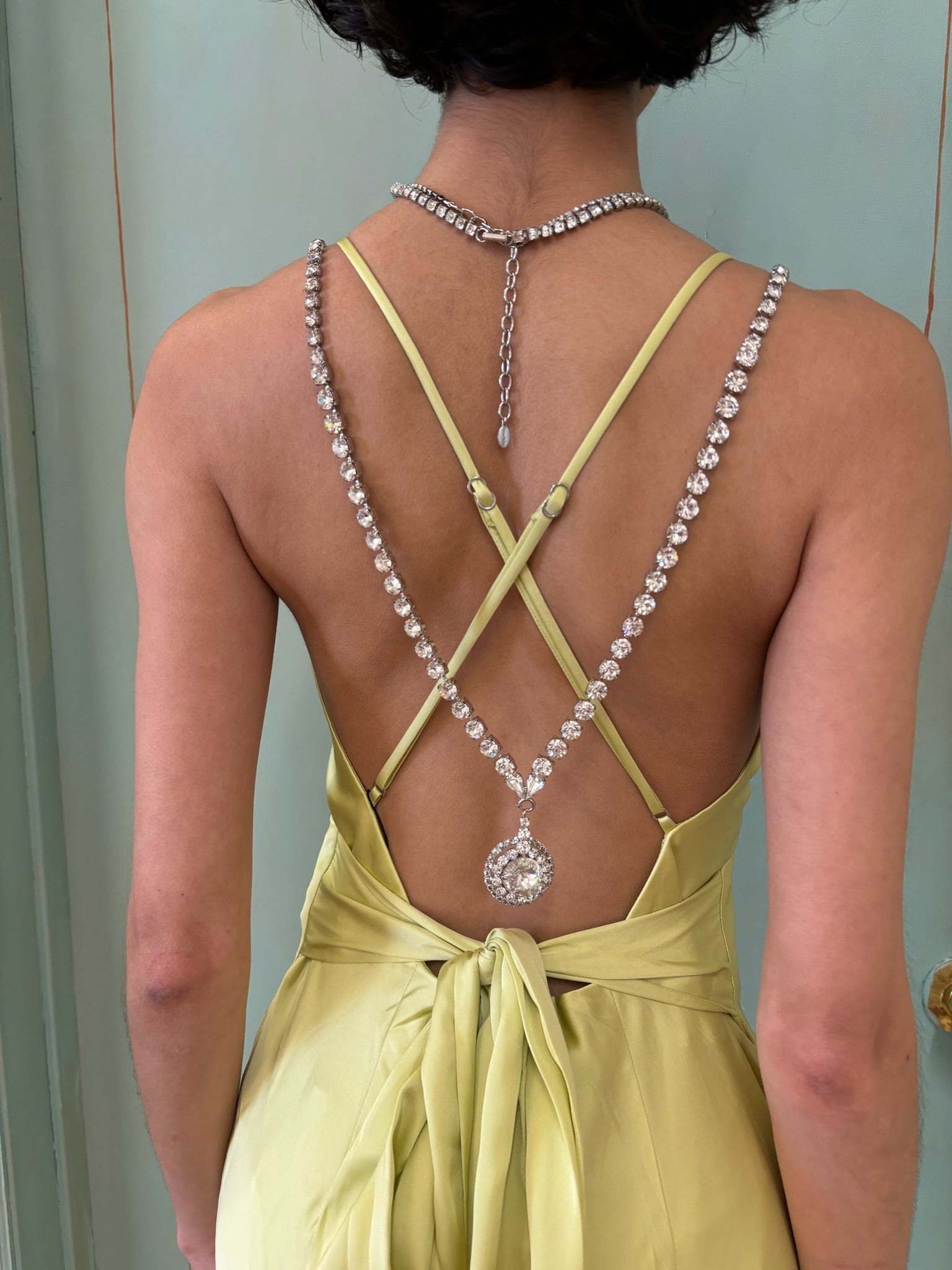 SABRINA SWAROVSKI BACK CHAIN Jewelry Epona Valley