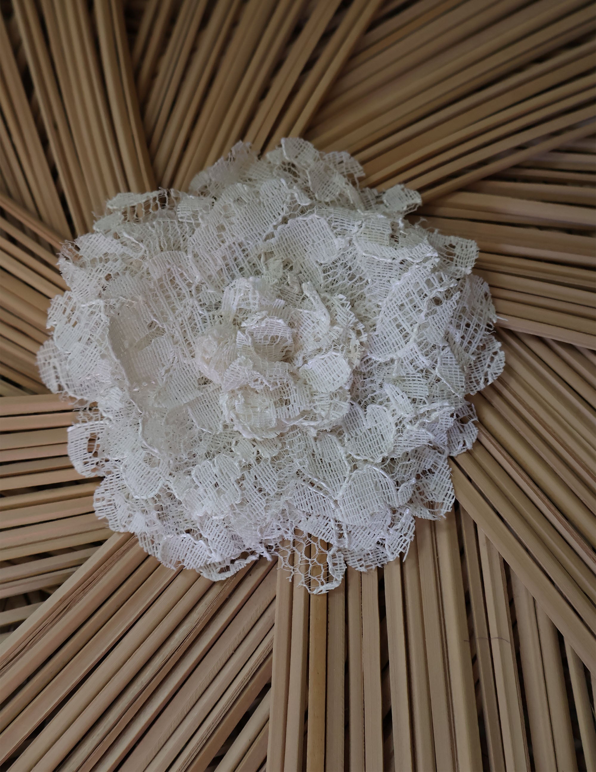 MOONLACE ROSE BARRETTE Epona Valley