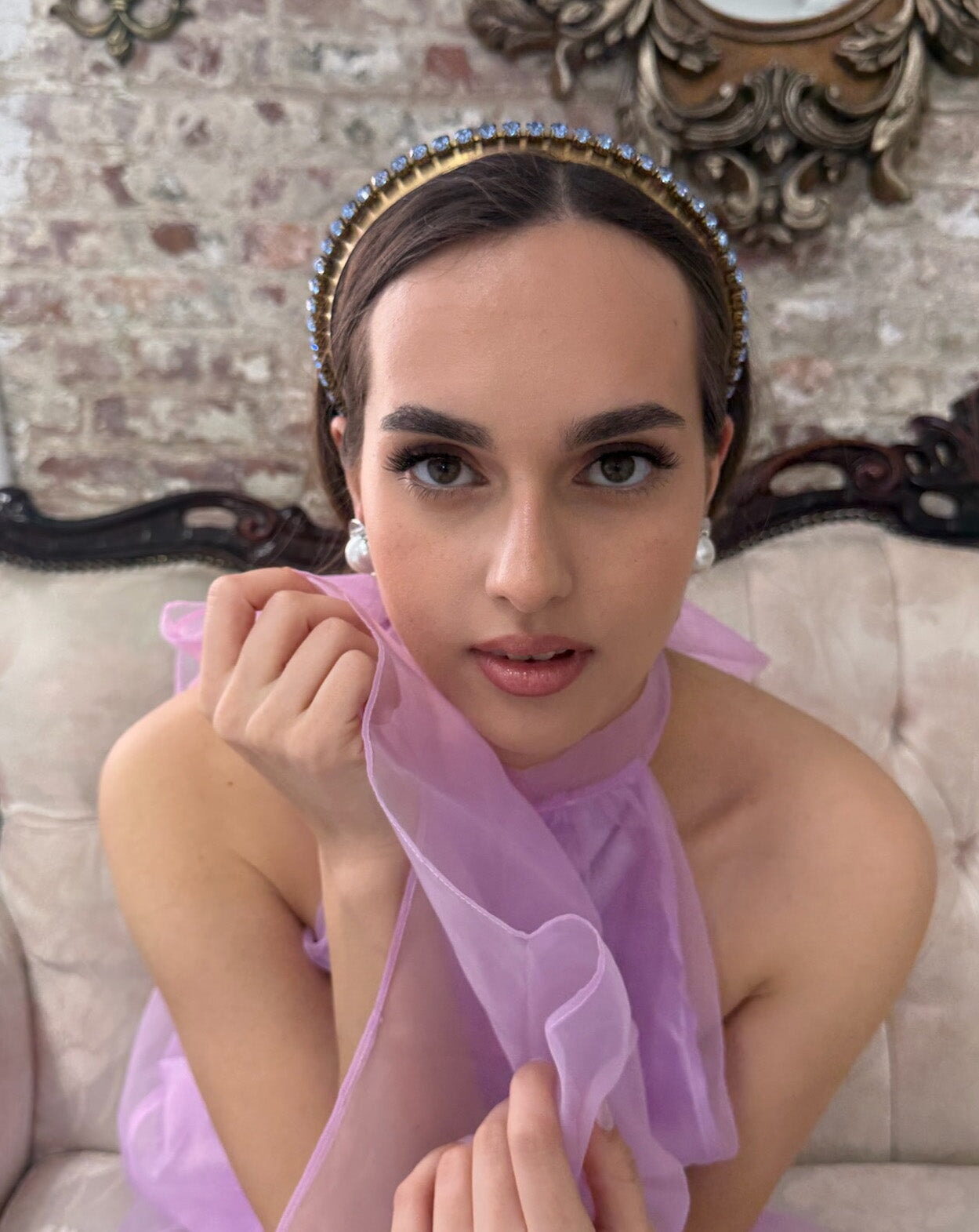 NARROW JEWEL DANBURY CROWN Epona Valley