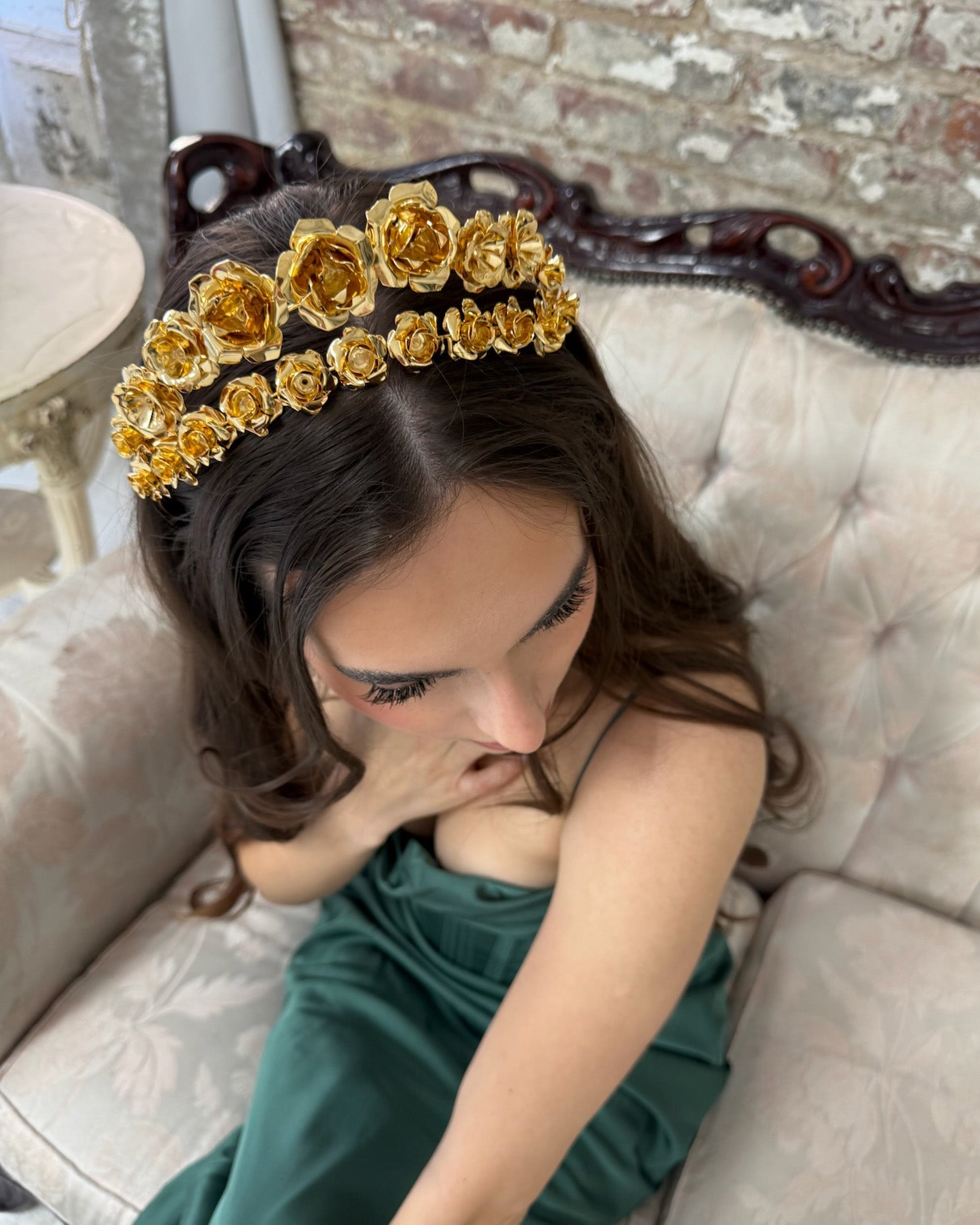 FIELD OF ROSES GARLAND Epona Valley