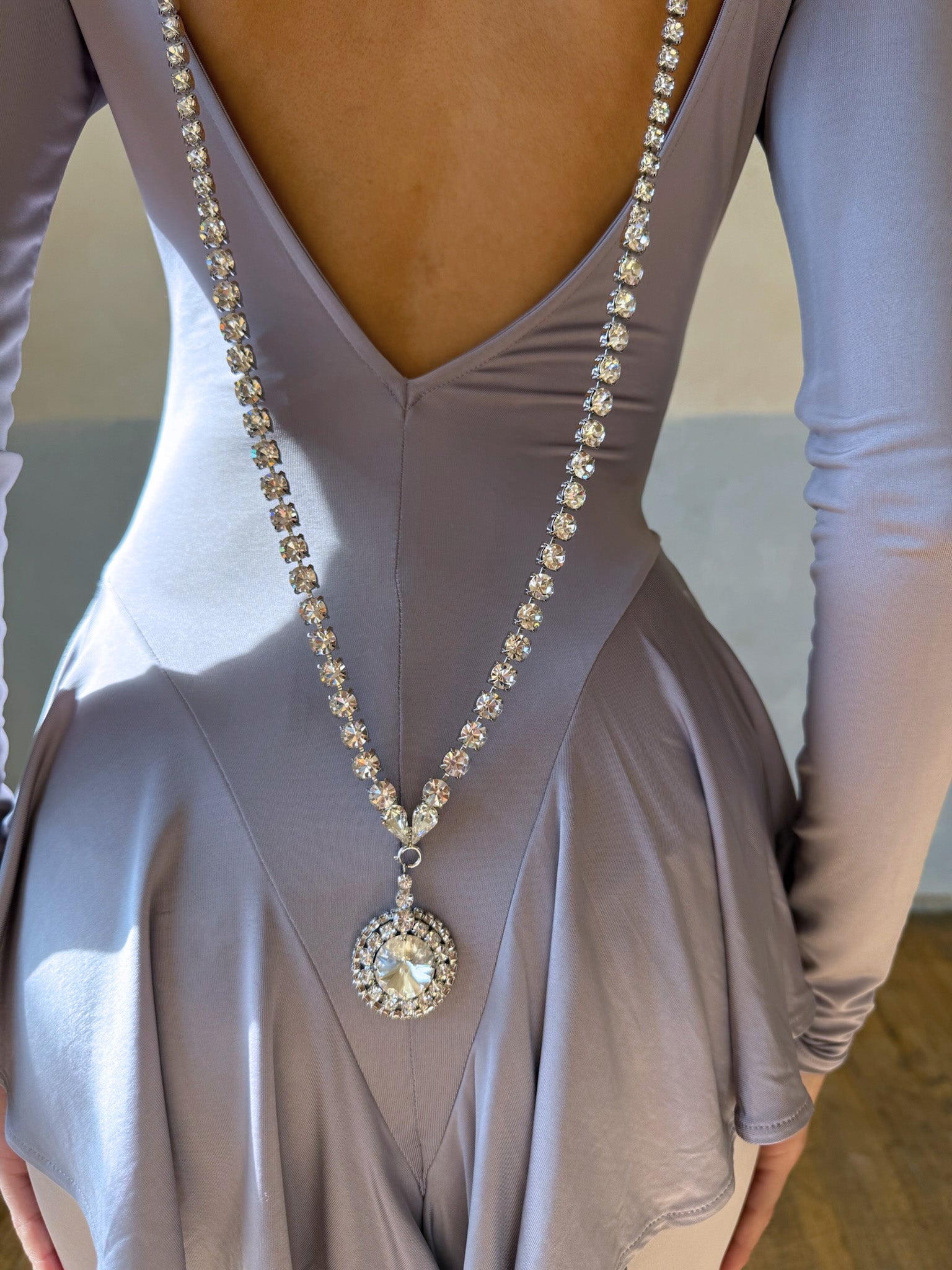 SABRINA SWAROVSKI BACK CHAIN Jewelry Epona Valley