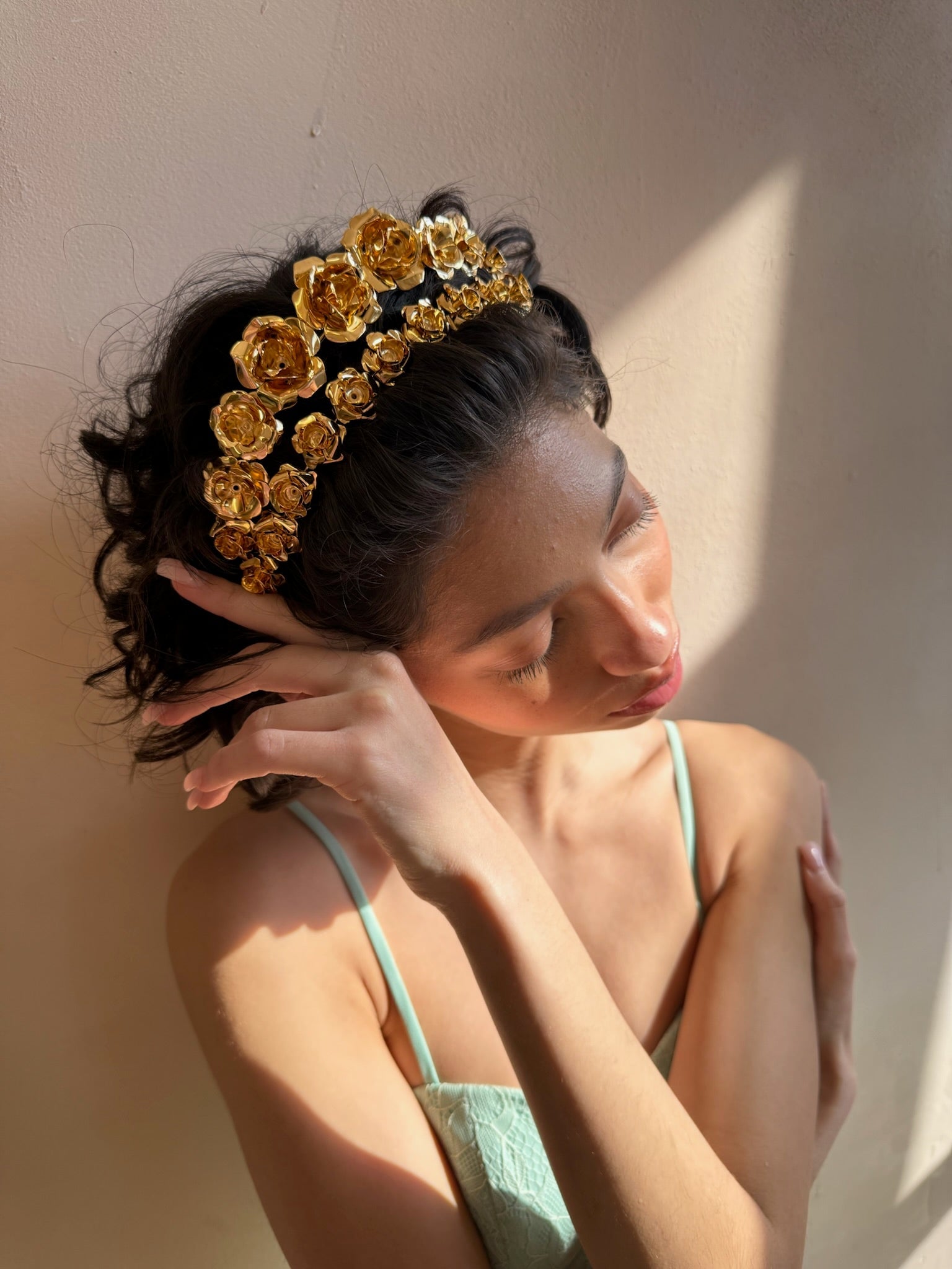 FIELD OF ROSES GARLAND Epona Valley