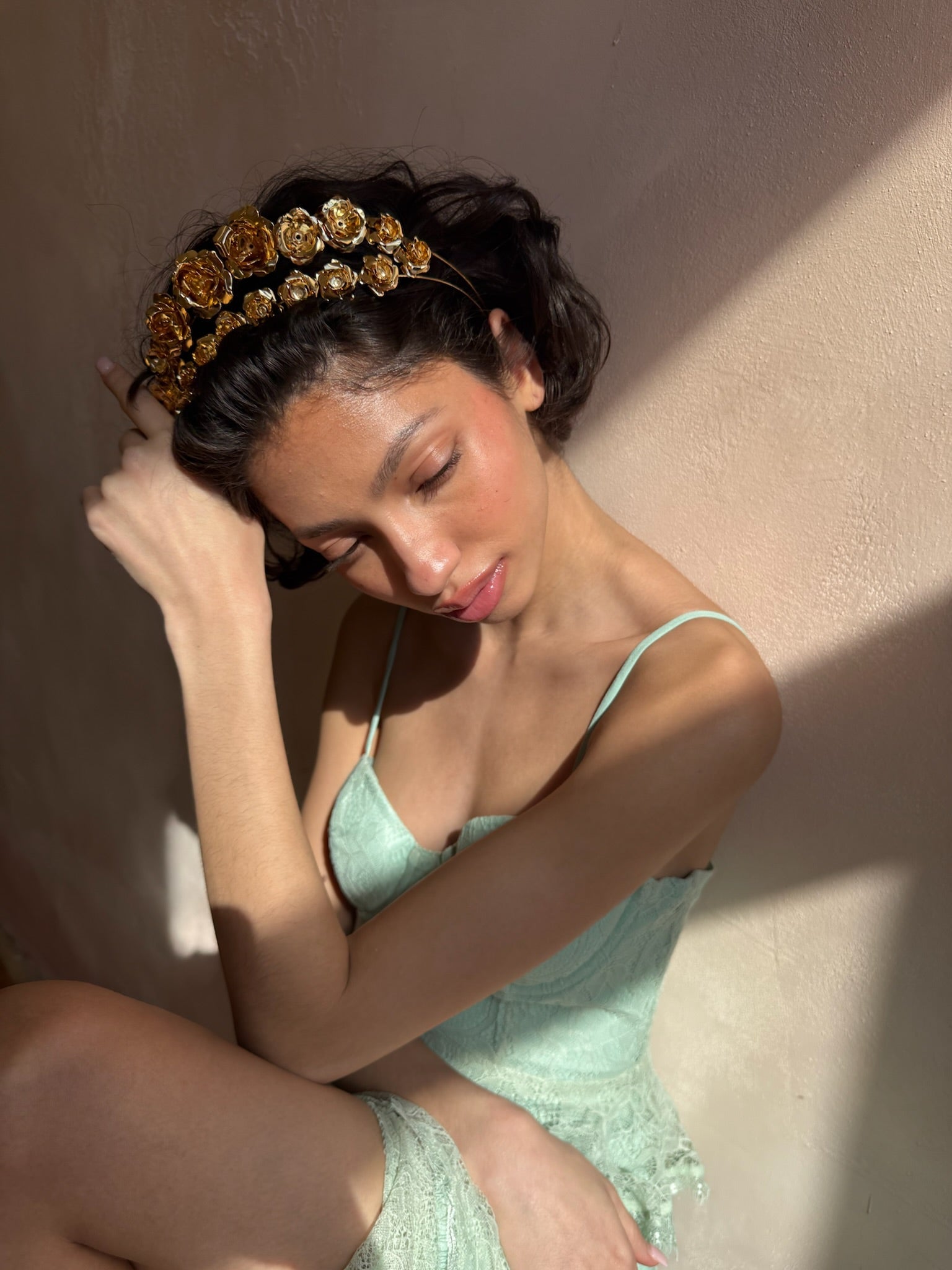 FIELD OF ROSES GARLAND Epona Valley