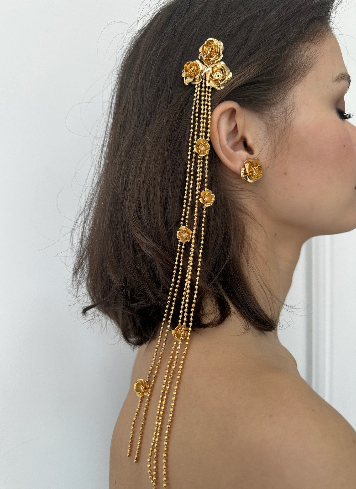 FIELD OF ROSES CHAIN Epona Valley