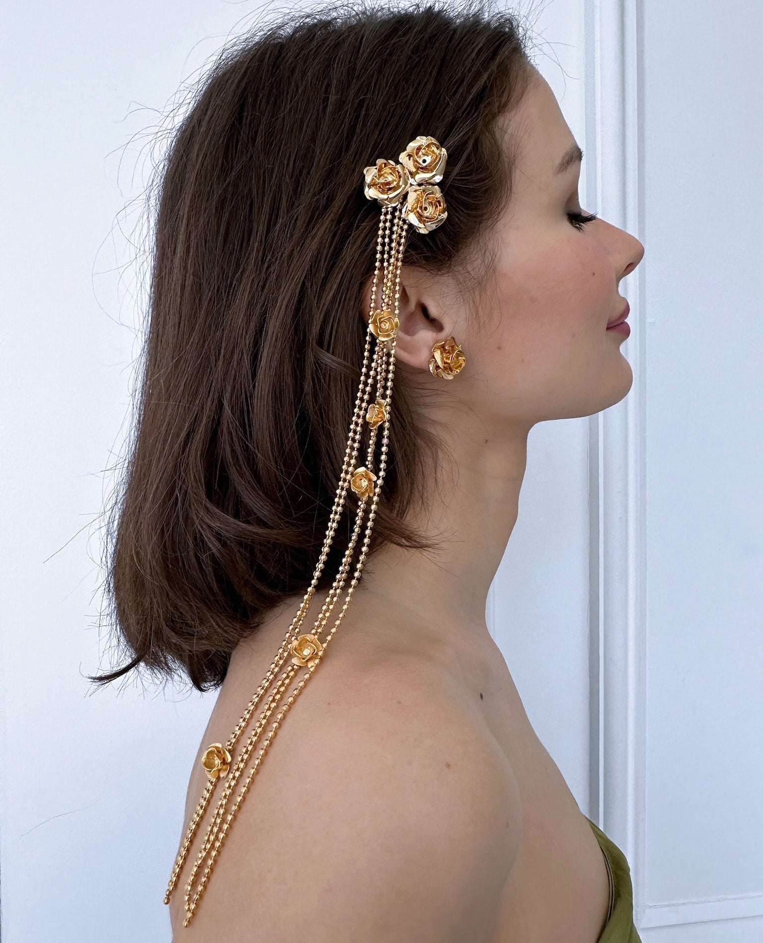 FIELD OF ROSES CHAIN Epona Valley