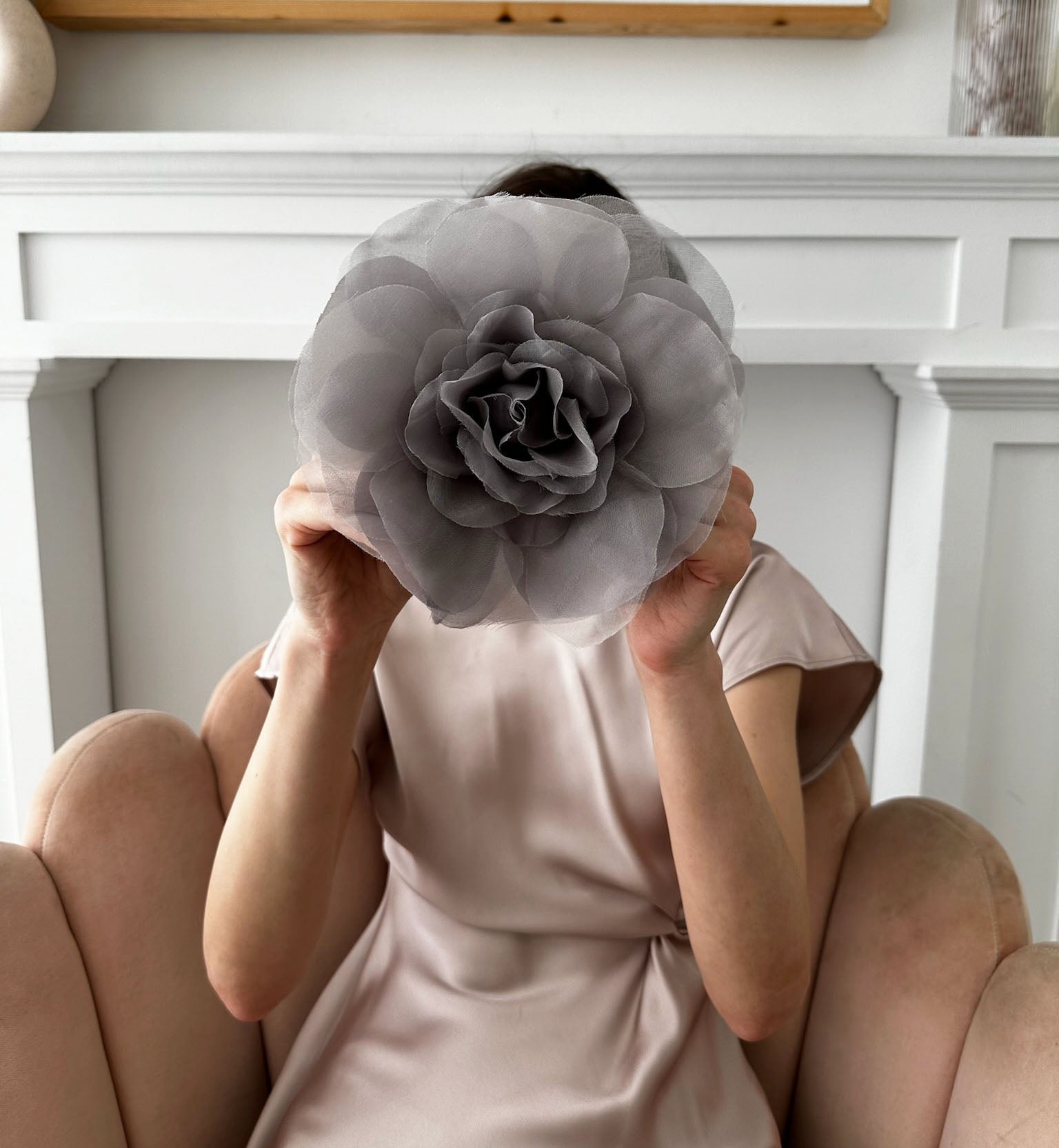 THE GRAND MYRON ROSE CLIP Epona Valley