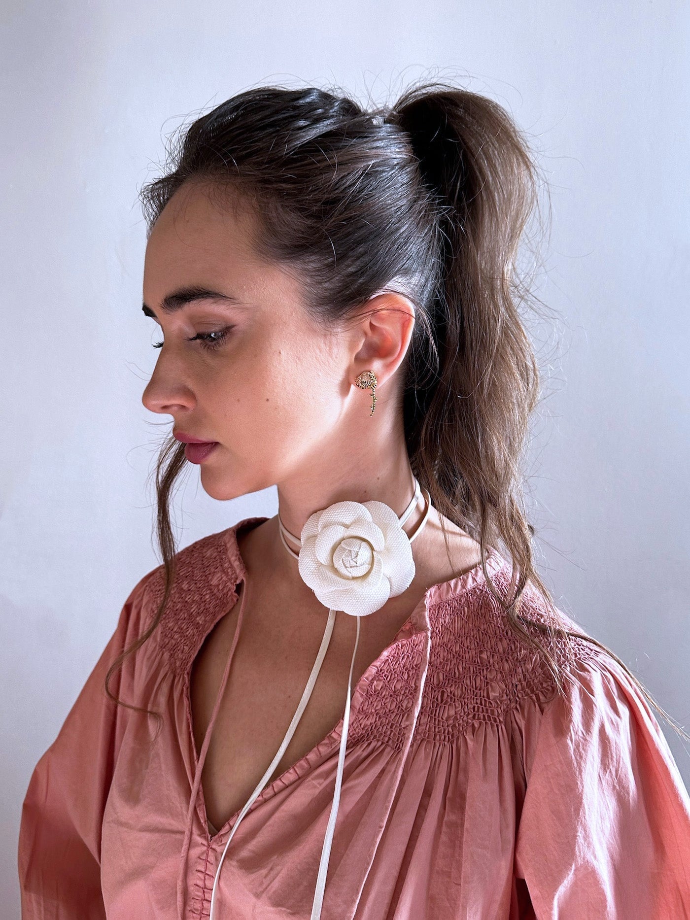 CAMELLIA CHOKER Necklaces Epona Valley