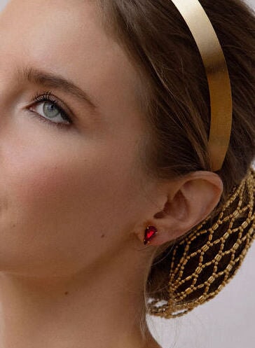 CRYSTAL SWAROVSKI TEARDROP STUD EARRINGS Epona Valley