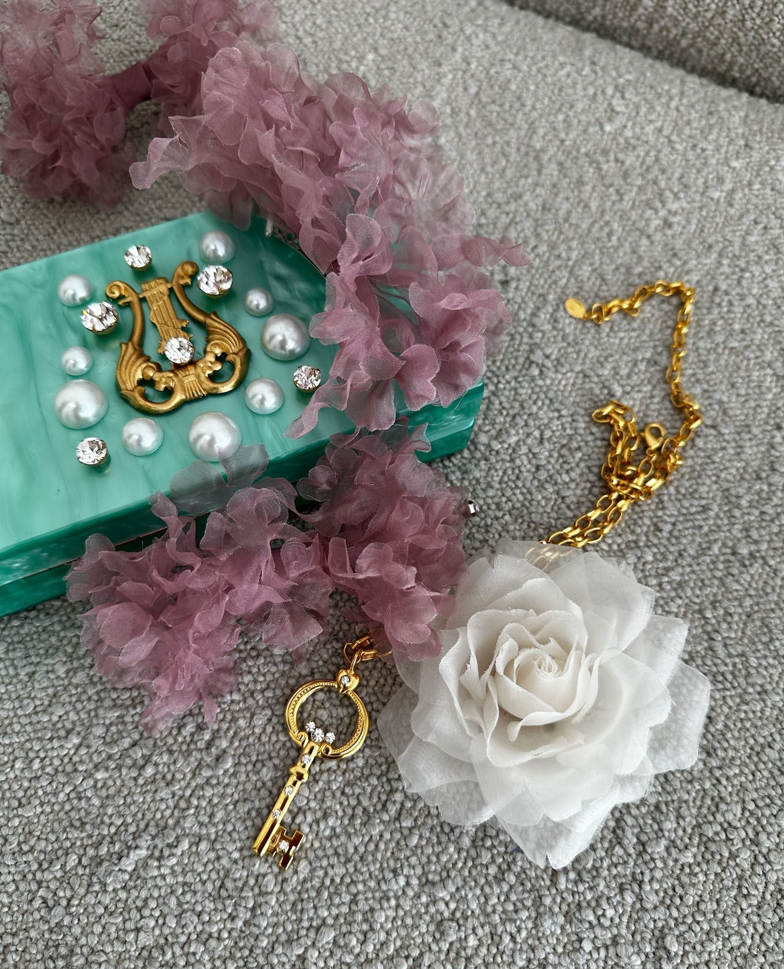 MYRON ROSE CLIP Clips & Barrettes Epona Valley