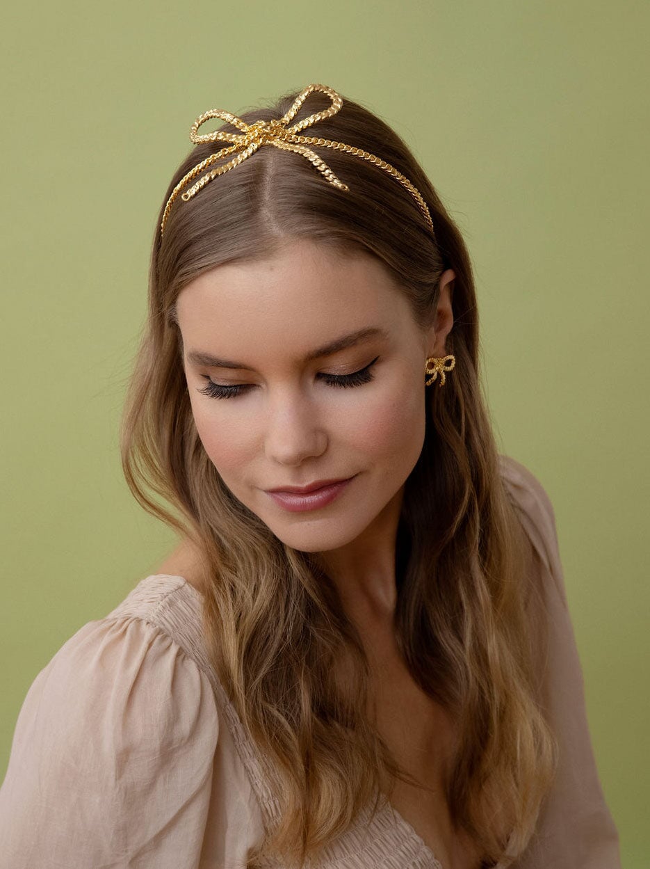 BOLEYN BOW EARRINGS Epona Valley