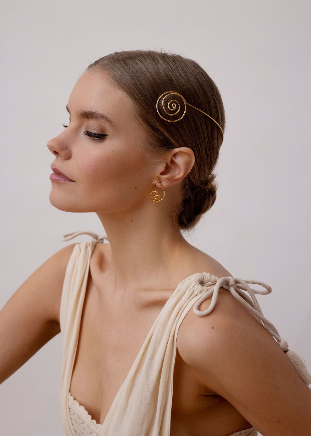 BOUDICA EARRINGS Epona Valley