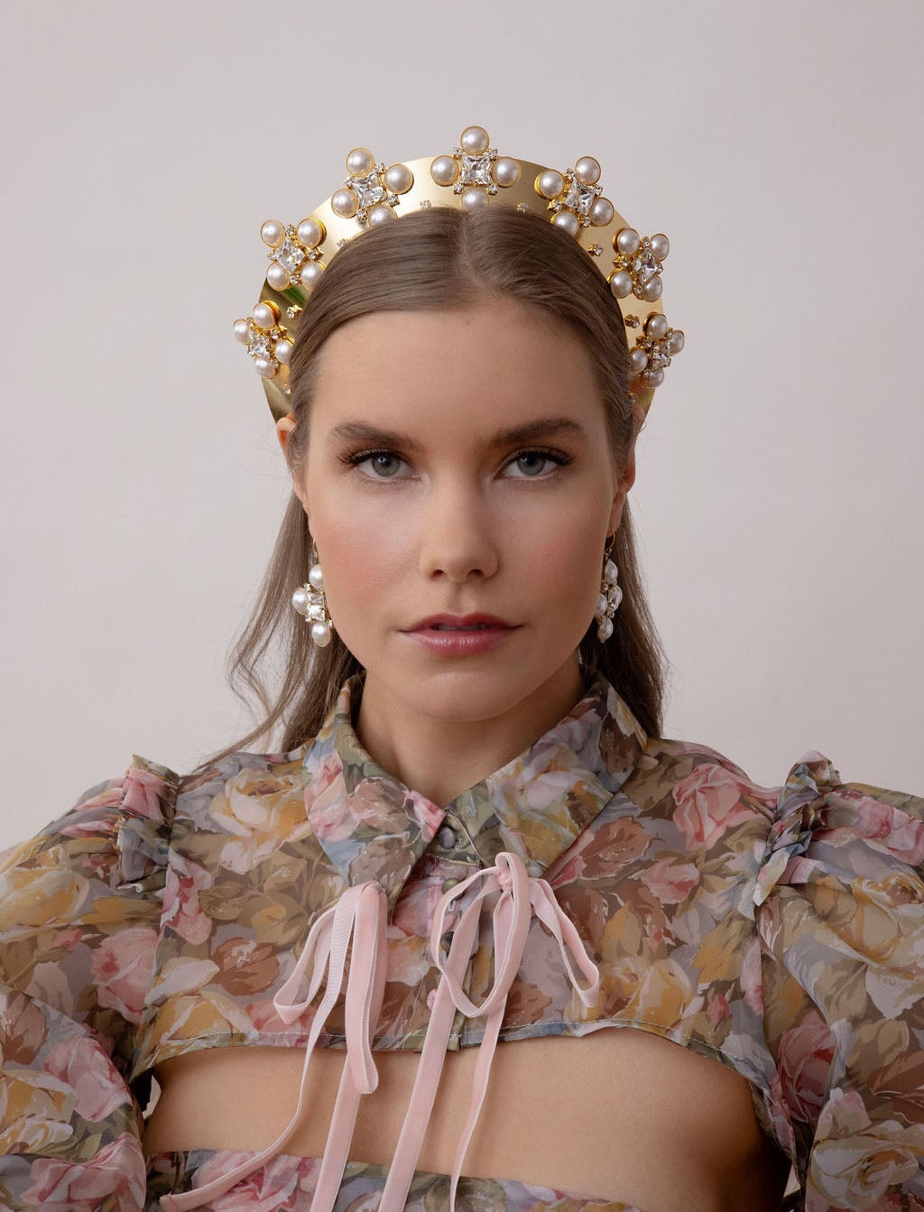 TUDOR CROWN Epona Valley