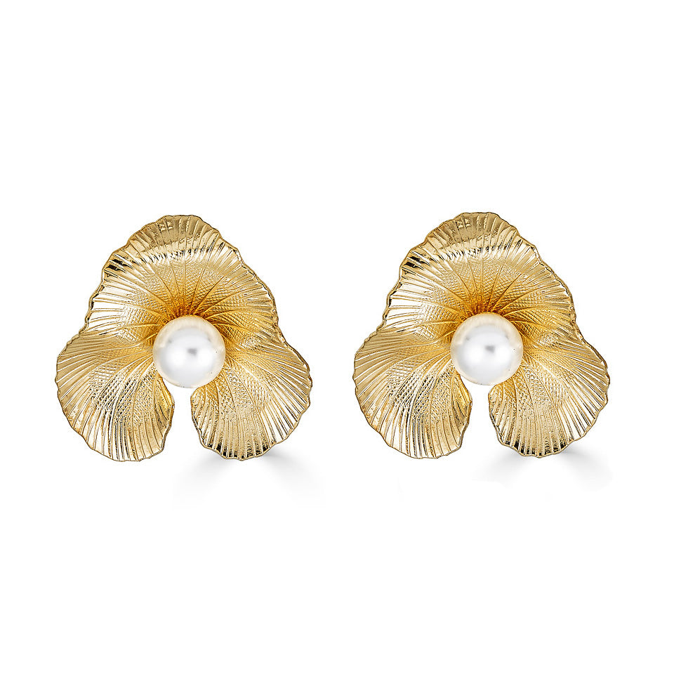 VIOLET PEARL PETITE STUD EARRINGS - Epona Valley | Luxury Hair Accessories | Bridal Accessories | Made In NYC