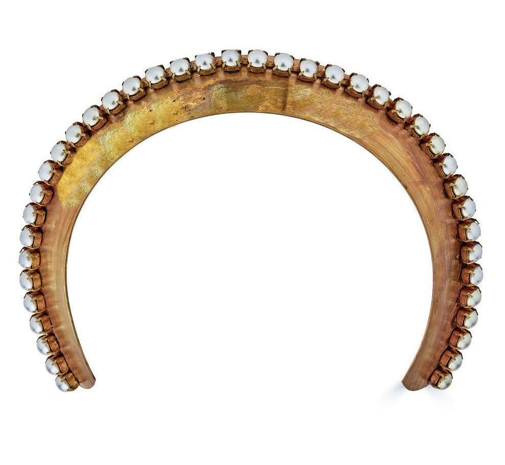 PEARL DANBURY CROWN Epona Valley 