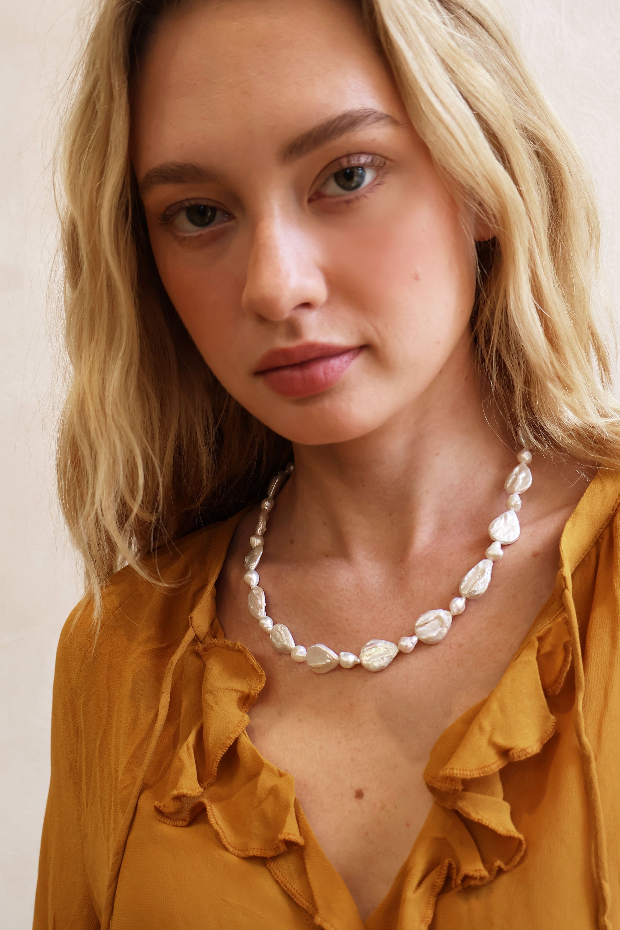 LARMES BAROQUE FRESHWATER PEARL NECKLACE Necklaces Epona Valley 