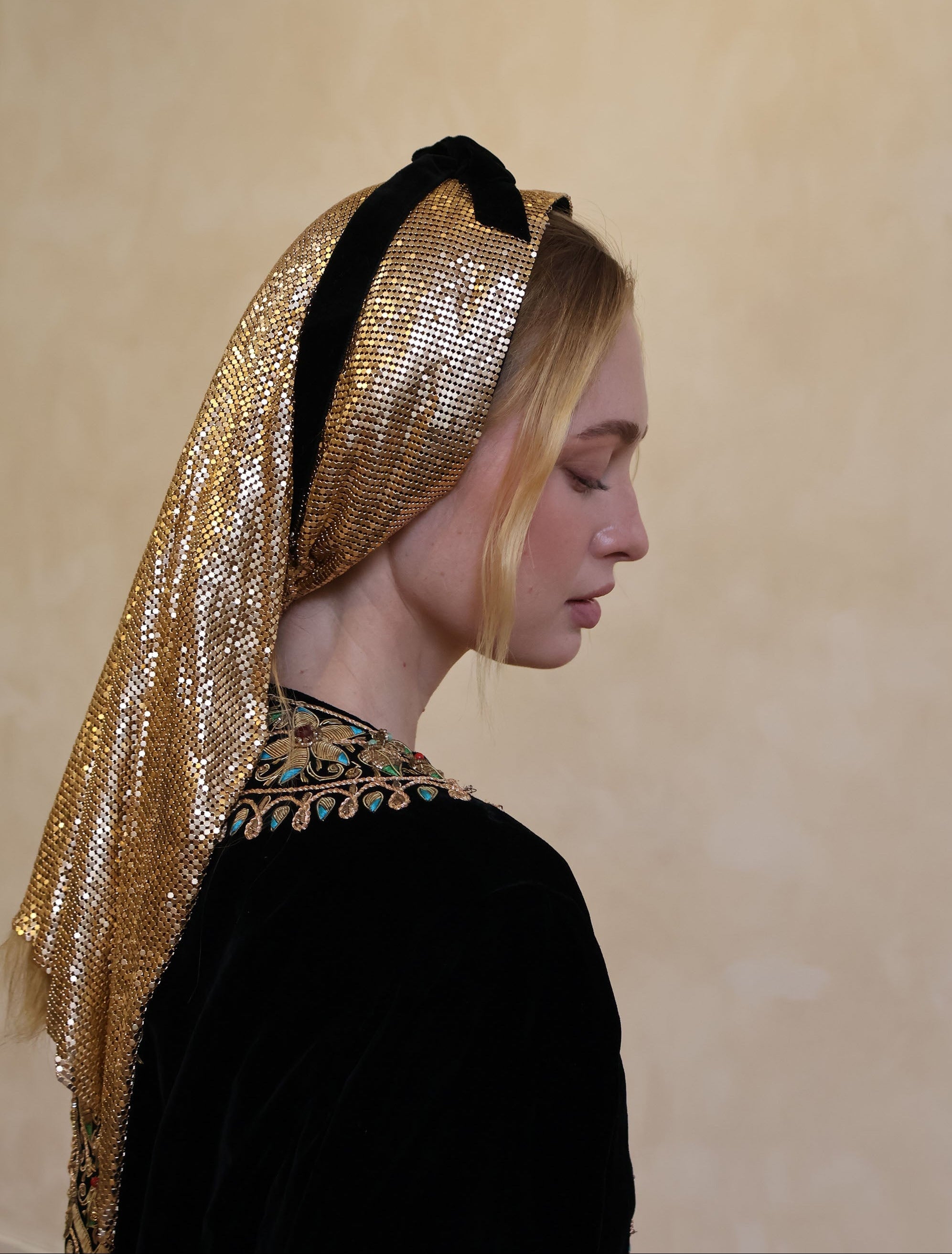 MAILLEAU HOOD SCARF CAPE Hair Accessories Epona Valley 